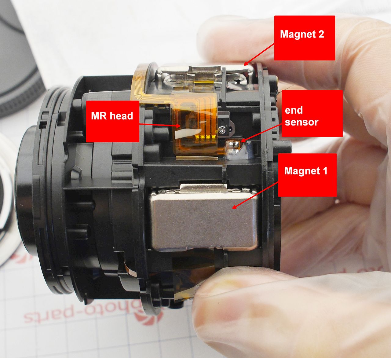 Sony 85mm 1.8 FE - a simple focus fix and teardown